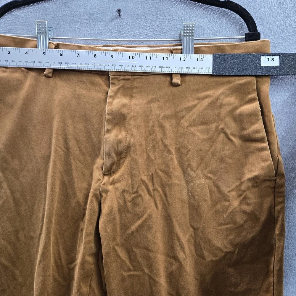 Banana Republic ***missing button